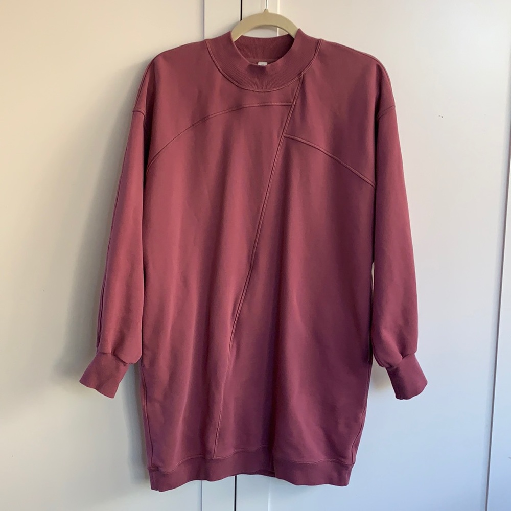 Lululemon nwot sweater XS